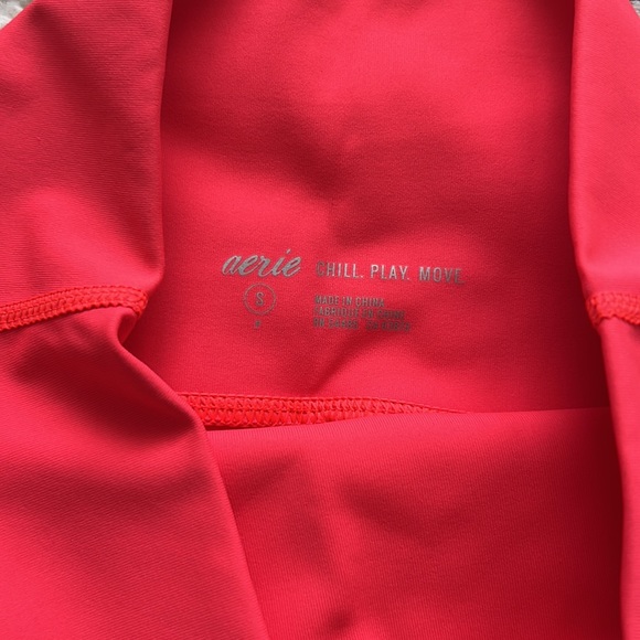 Aerie Cropped Workout Leggings - Picture 3 of 13